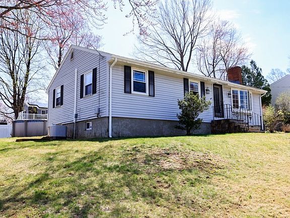 3rd image of 16 Willow Rd