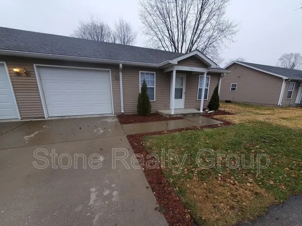 2316 7th Ave, Terre Haute, IN 47803