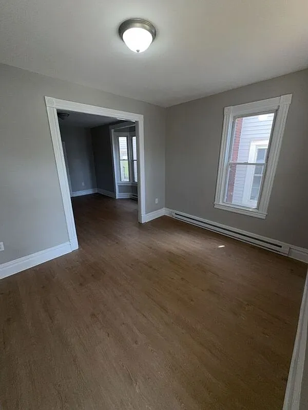 2 bed, 1.5 bath, 1100 sqft, $1,195 — Photo 3