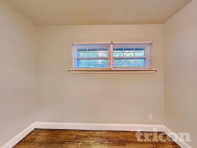 350 Waycross Dr — Photo 11