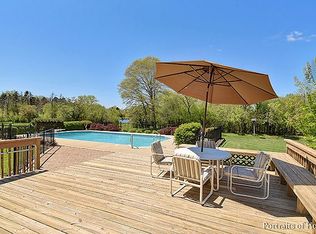 1S200 Cantigny Dr, Winfield, IL 60190