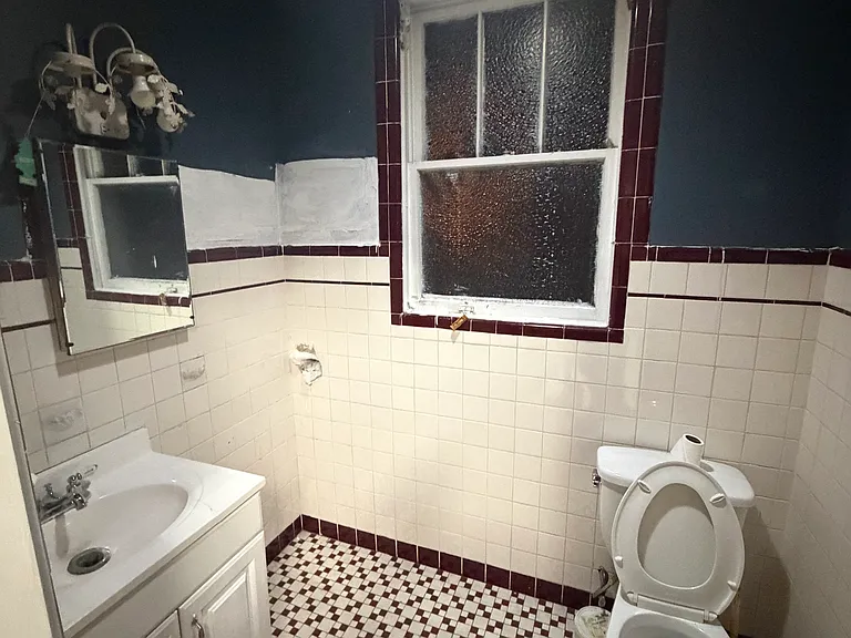 74 Union Ave — Photo 7