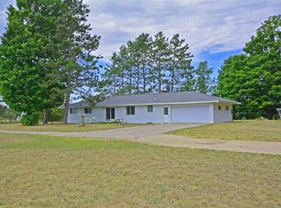 2444 N Marshall Rd, Honor, MI 49640