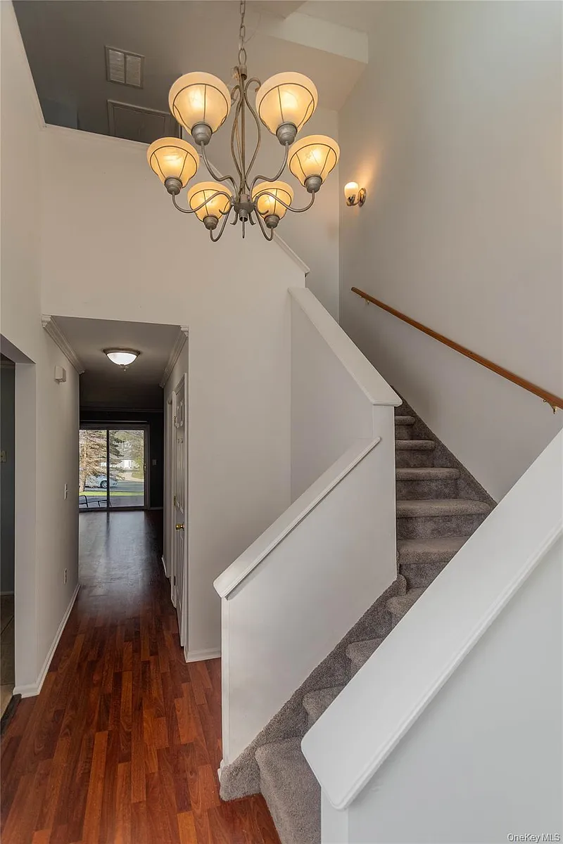 Building Photo - 99 Boniface Dr #1C