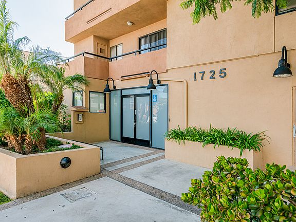 5th image of 1723 1/2 Grismer Ave #A