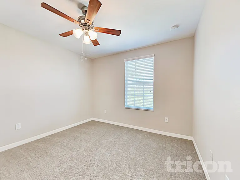 4938 Reflecting Pond Cir — Photo 10