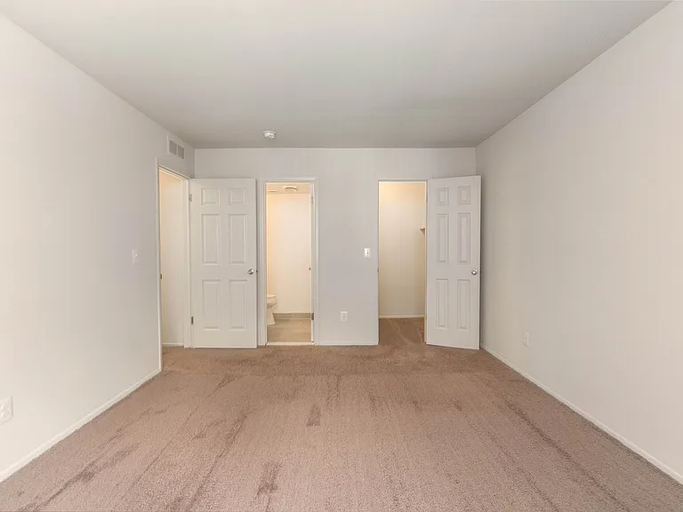 Briarwood Apartments — Photo 15