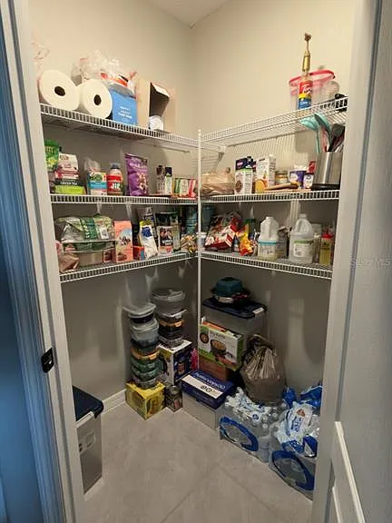 1583 Barberry Dr — Photo 22