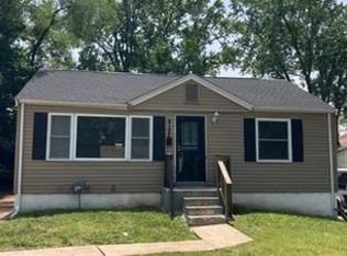8122 Rector Dr, Saint Louis, MO 63134