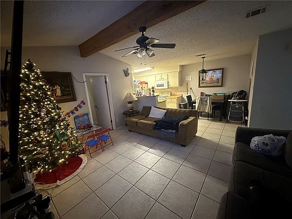 3rd image of 628 San Mario Ct