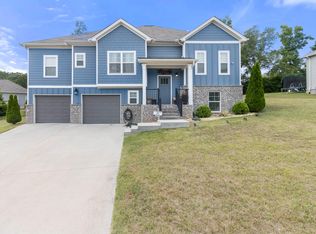 9315 Chirping Rd, Hixson, TN 37343