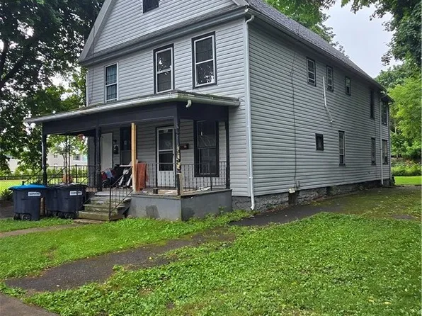 307 W 4th St, Elmira, NY 14901