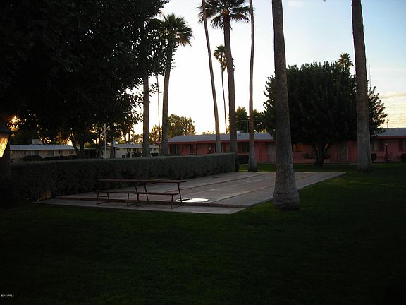 5th image of 10566 W Oakmont Dr