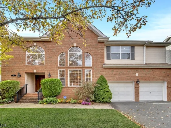 16 Waters Ln, Montgomery Twp., NJ 08502