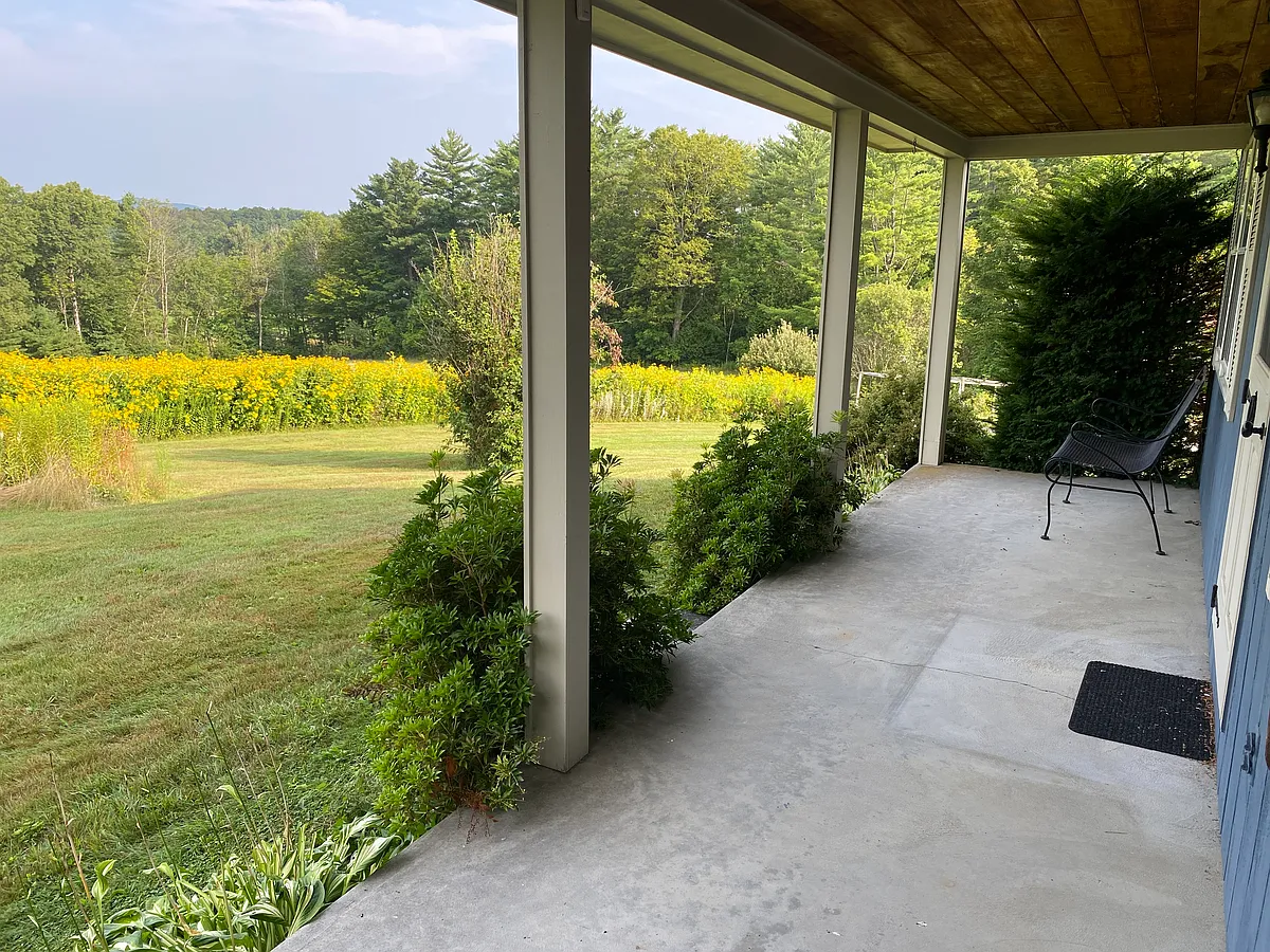 Building Photo - 2086 Walker Mountain Rd