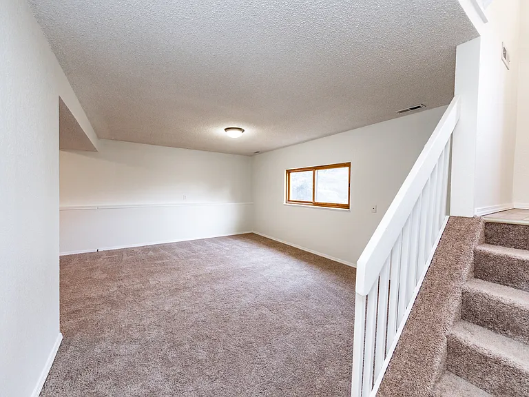 5160 Alton Dr — Photo 28