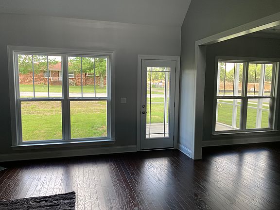 5th image of 8412 Cherrybark Ln