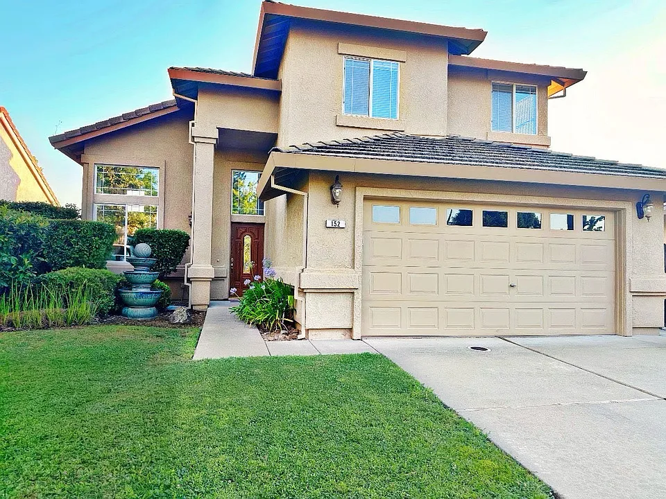 152 Oxburough Dr