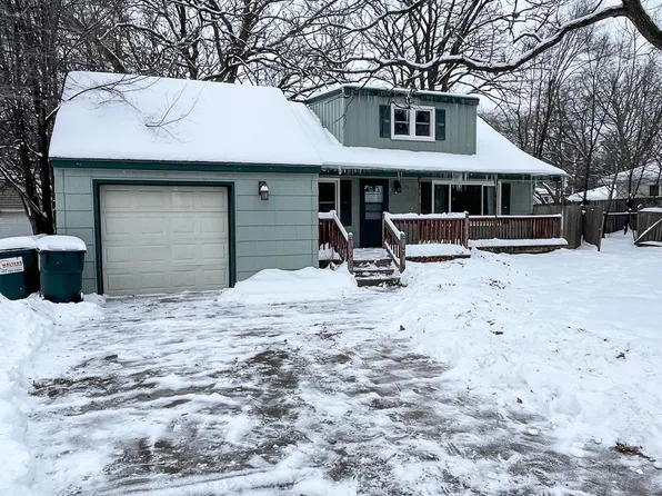 8804 Able St NE, Blaine, MN 55434