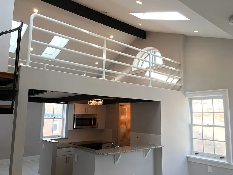 2308 Lombard Street — Photo 20
