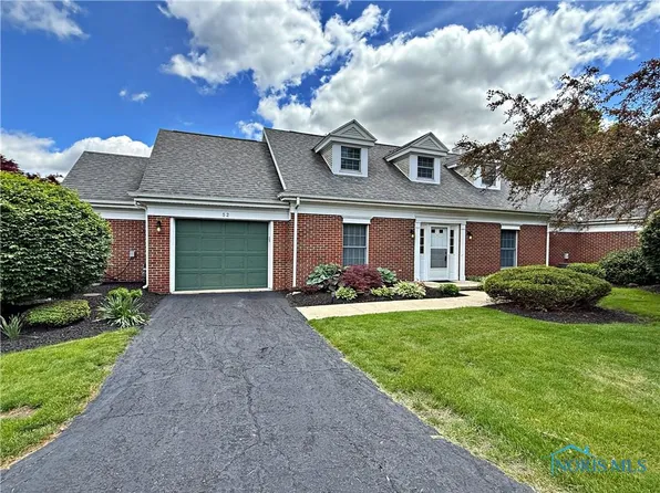 52 Towne And Country Dr, Tiffin, OH 44883