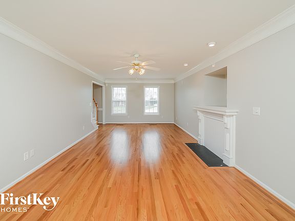 2nd image of 1127 Browns Run Dr