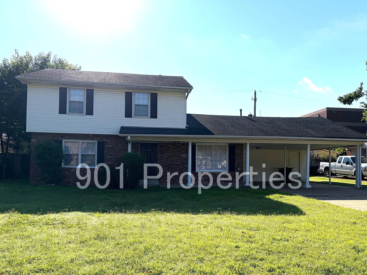3 bed, 2.5 bath, 1750 sqft, $1,750 — Photo 1