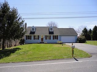 646 W Brubaker Valley Rd, Lititz, PA 17543
