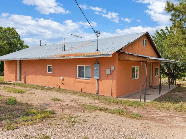 2704 State Highway 76, Chamisal, NM 87521