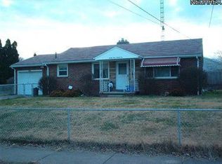 2425 Fletcher Ave NE, Canton, OH