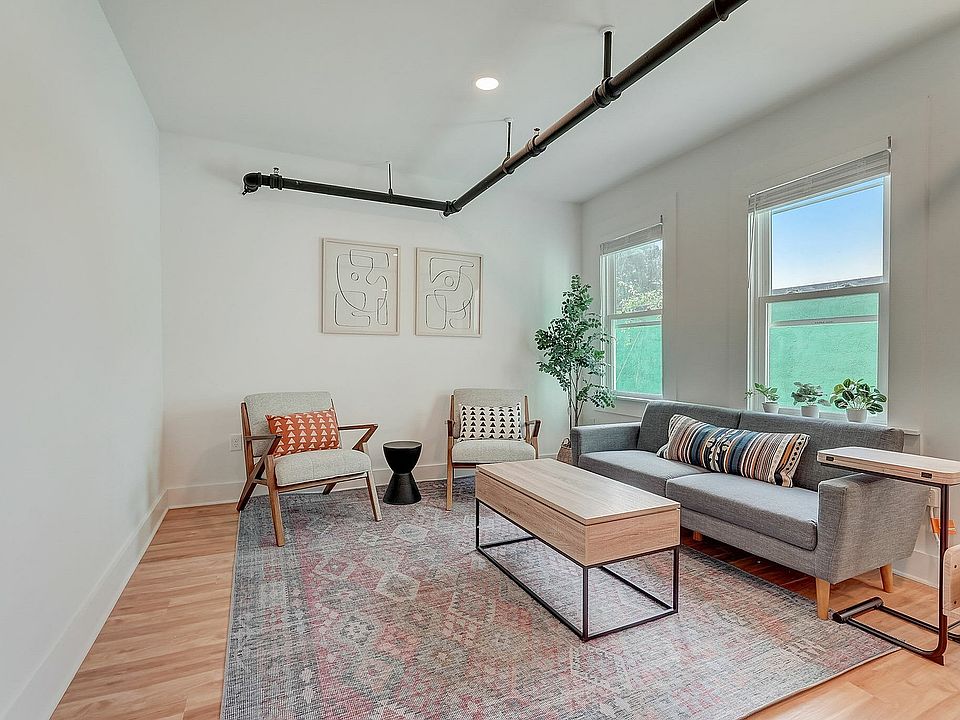 Highland Ave Ne Unit 329-001 2