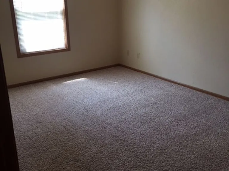 4916 Charm Oak Dr — Photo 5