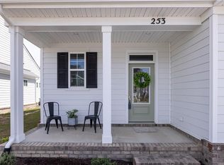 253 McCormick Dr, Suffolk, VA 23434