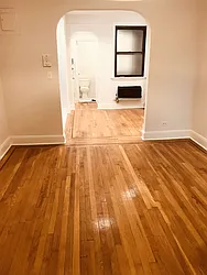 Rented by Metropolis Real Estate of Manhattan