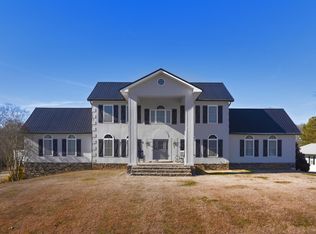 740 Pollard Rd, Kodak, TN 37764