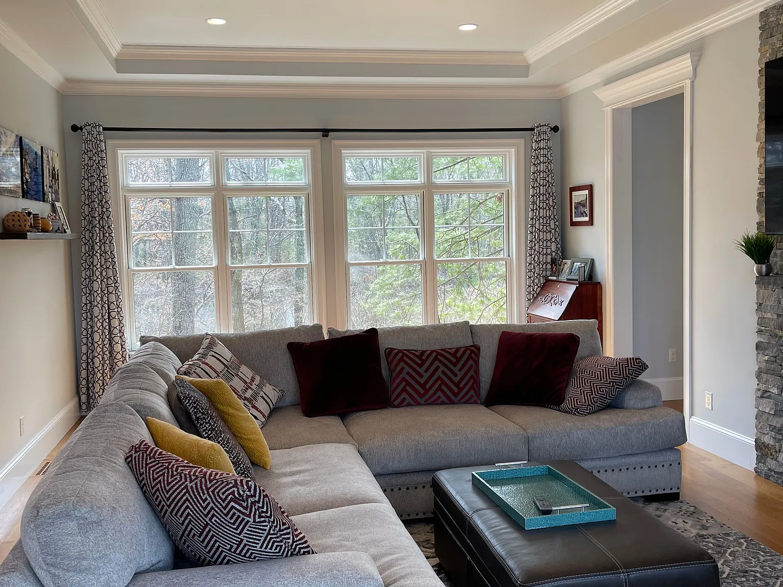 3 bed, 2.5 bath, 2500 sqft, $4,350 — Photo 4