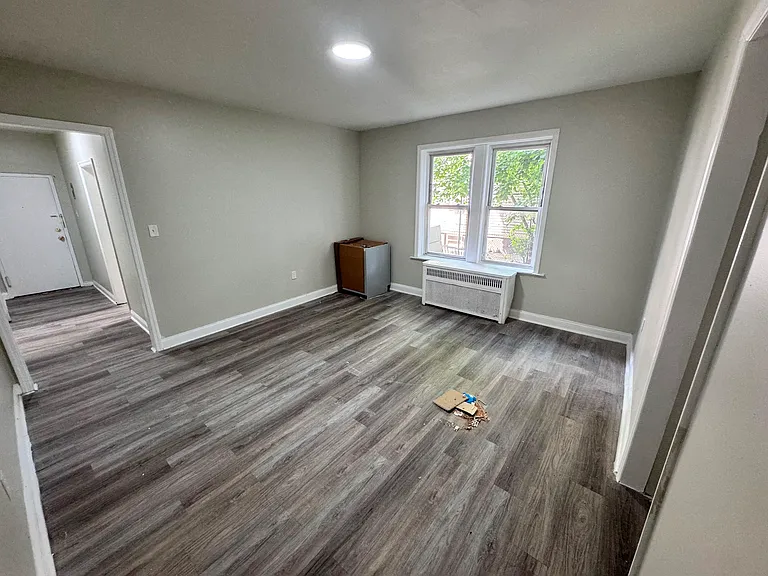 80 Monticello Ave #2AA — Photo 2