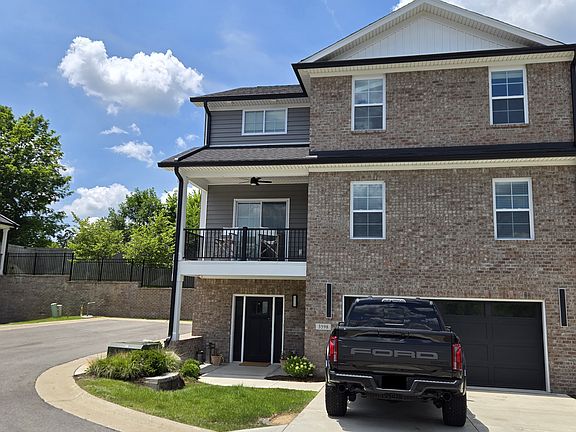 2nd image of 3598 Harper Woods Ln