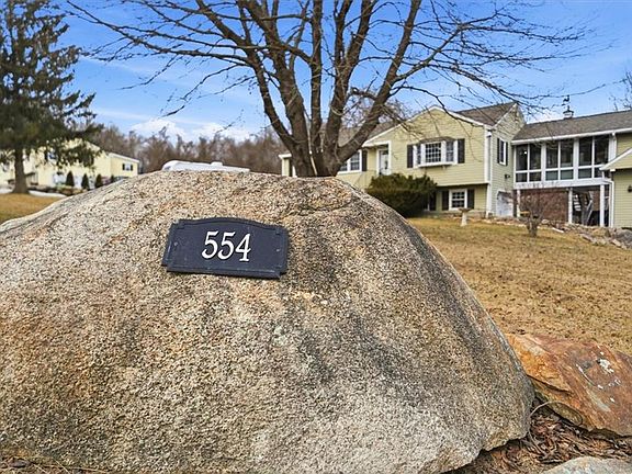 2nd image of 554 Joslin Rd