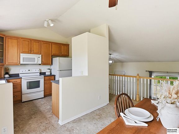 5th image of 7517 N 111th Ave