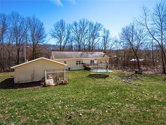 4th image of 11034 Bardell Rd NW