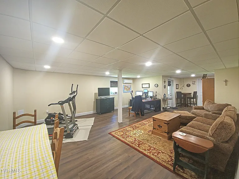 153 Sugar Plum Ln — Photo 33