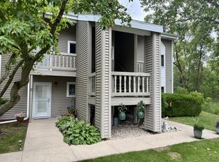 717 E Lakeview Rd UNIT 8, Hustisford, WI 53034