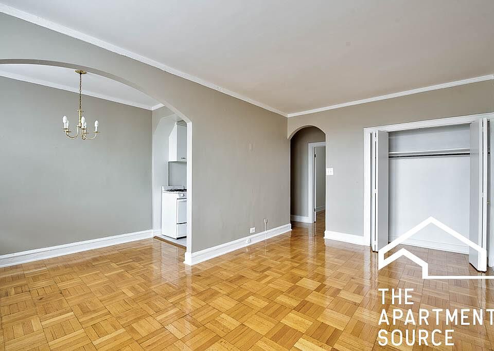1st image of 1211 W Sherwin Ave #510