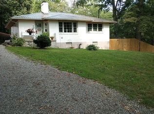 2758 Barrett Ridge Rd, Draper, VA 24324