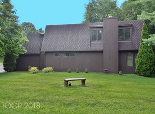 22 McKinley Dr, Kinnelon, NJ 07405