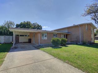 329 Naples Dr, Rantoul, IL 61866