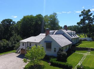 96 Kings Hwy N, Westport, CT 06880