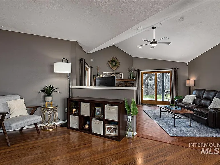 11955 W Driftwood Ct — Photo 8