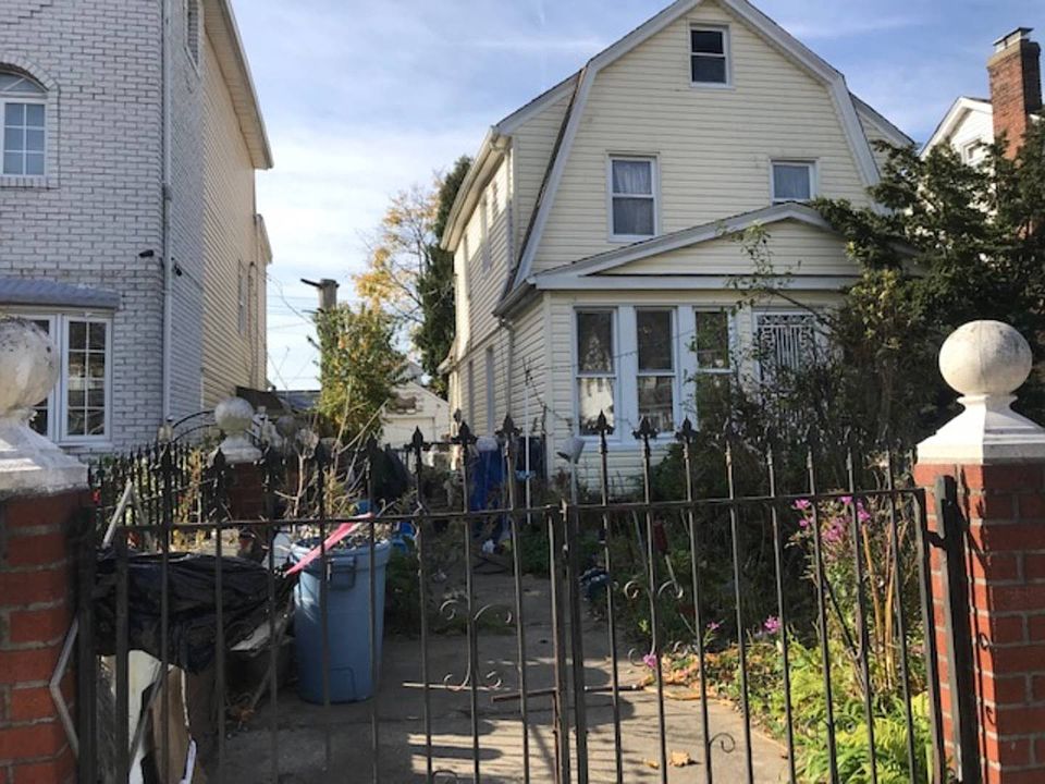 2nd image of 9108 216th St